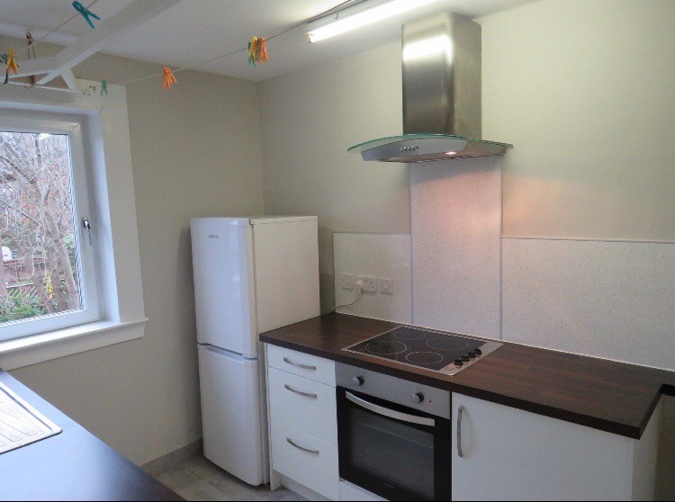 Fully furnished 2 double bedroom flat lapicide place leith in Ferry Road, Edinburgh Gumtree