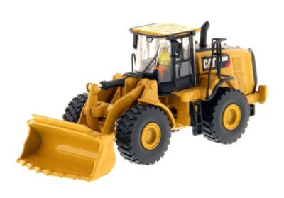 CAT CATERPILLAR 966M Wheel loader 1/87 BY DIECAST MASTERS 85948