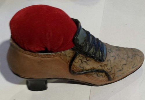 New Old Style Shoe Pin Cushion Sewing Clothes Free Shipping