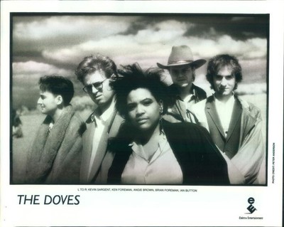 Press Photo & Release: THE DOVES 8x10 B&W