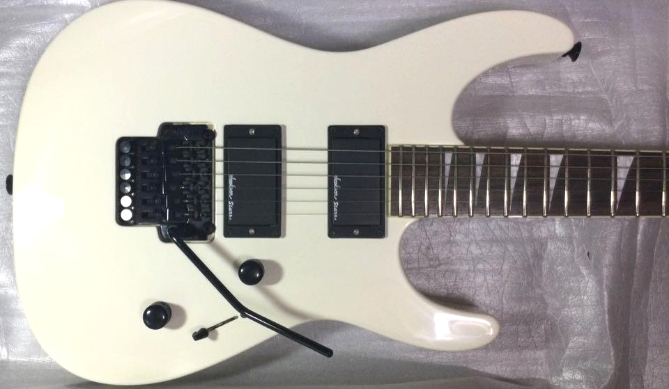 Grover Jackson Electric Guitar Dinky White W/Gig Bag Arm Grover Jackson Electric Guitar Dinky White W/Gig Bag Arm