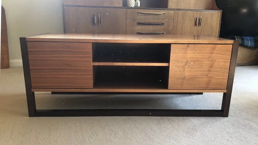 Beautiful Vintage Heals Tv Av Unit In Sydenham London