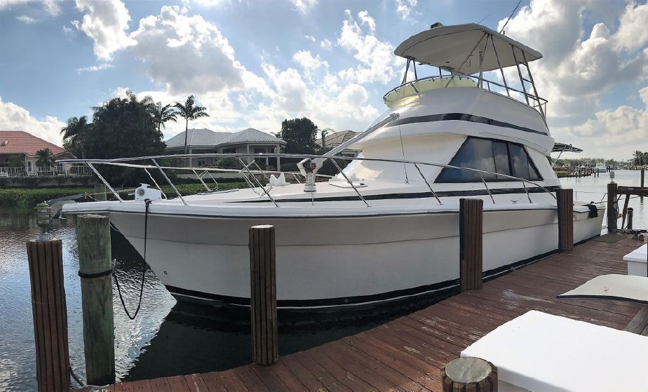 2000 Rivera 36 Foot Convertible Yacht