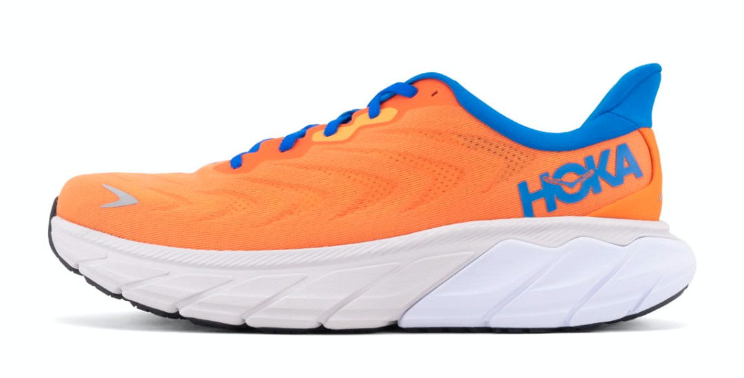 Мужские синие кроссовки Hoka One One Arahi 6 1123194-VOCS