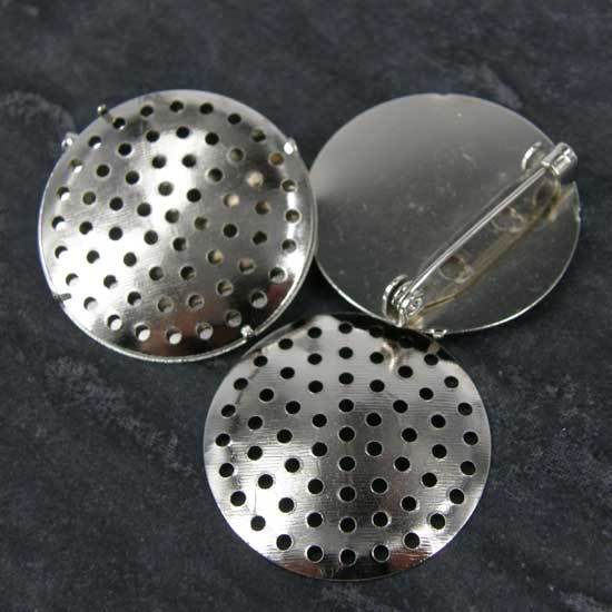 ROUND CIRCLE BROOCH BACKS & SIEVE DISCS FINDINGS 18MM 28MM 36MM 50MM eBay