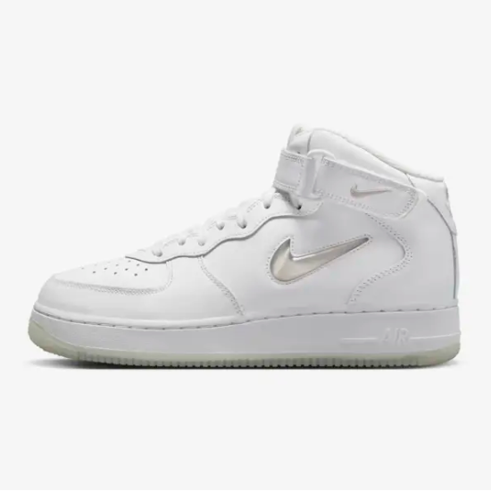 

Nike Air Force 1 07 Mid Shoes «Цвет месяца» (DZ2672-101) Expeditedship, Белый, Nike Air Force 1