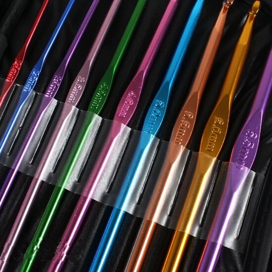 22pcs Crochet Hook Set Yarn Knitting Needles Sewing Tools DIY Crochet Craft Tool