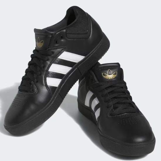 

Черные кожаные туфли Adidas Tyshawn - IG5270 Expeditedship, Черный, adidas Tyshawn