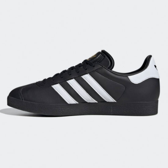 【美品】adidas GAZELLE コアブラック 天然皮革使用 レザー 金ロゴ 美品】adidas GAZELLE コアブラック 天然皮革使用 レザー 金ロゴ