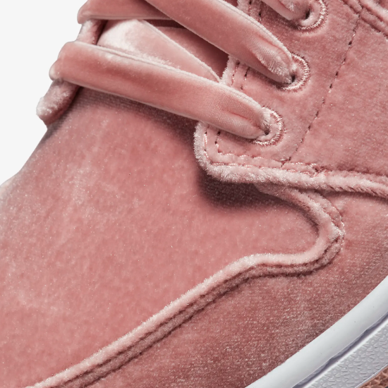 Pre-owned Jordan Nike Women's Air  1 Low Se Velvet Shoes 'rust Pink' (dq8396-600)