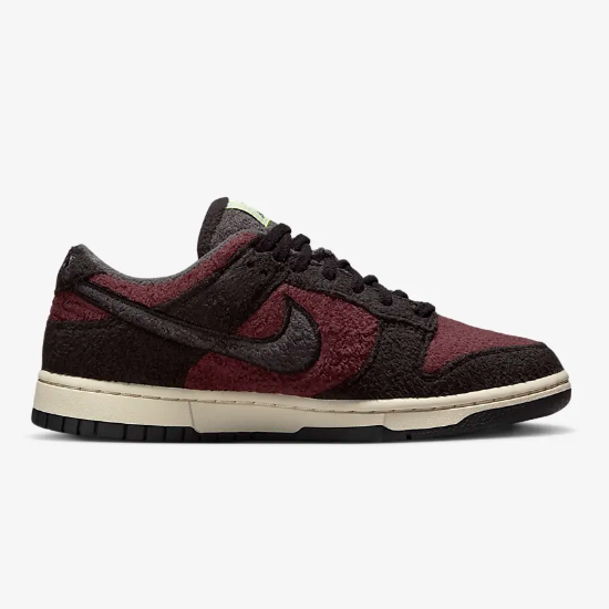 

Женские флисовые кроссовки Nike Dunk Low SE Burgundy Crush (DQ7959-600), Black / burgundy, Nike Women's Dunk Low SE