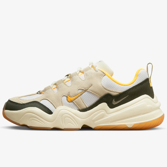

Женские кроссовки Nike Tech Hera Sail/Olive (FJ4743-100) Expeditedship, Nike Women's Tech Hera