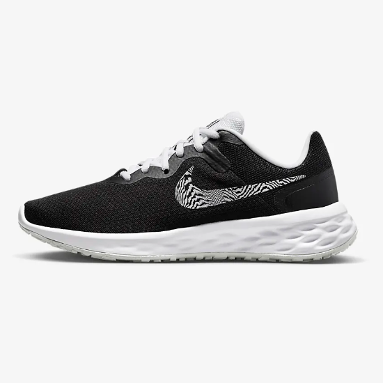 

Женские кроссовки Nike Revolution 6 NN PRM Black Zebra Iridescent (DR9960-001), Черный, Nike Revolution 6