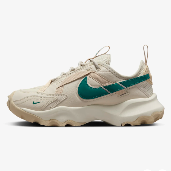 

Женские кроссовки Nike TC 7900 Sand Drift/Teal (DD9682-110) Expeditedship, Nike TC 7900