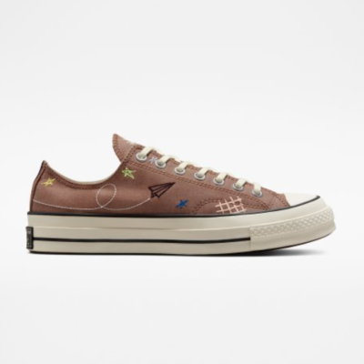 Leather converse footlocker deals