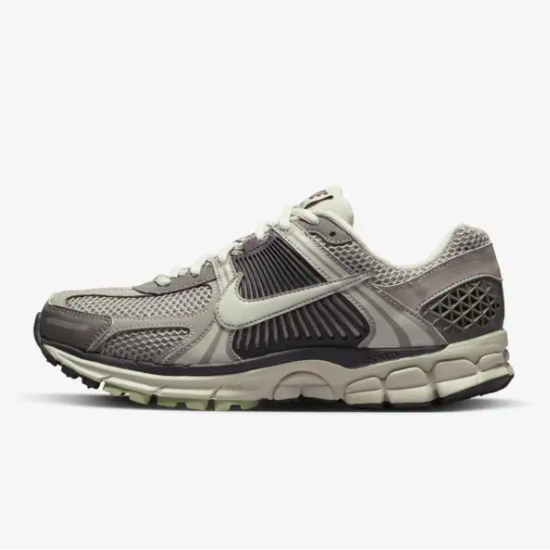 

Женские кроссовки Nike Zoom Vomero 5 Cobblestone - Flat Pewter (FB8825-001), Nike Zoom Vomero