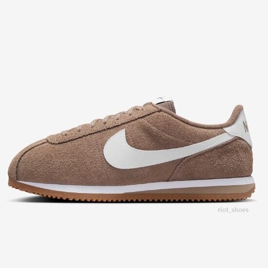 Nike Womens Cortez Vintage Suede Medium Curry (FJ2530-200) из винтажной замши в стиле Карри (Ускоренная доставка)
