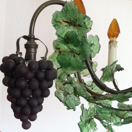 1920's Venetian Italian Murano Glass 10 Light Grape Cluster Chandelier w/ Leaves