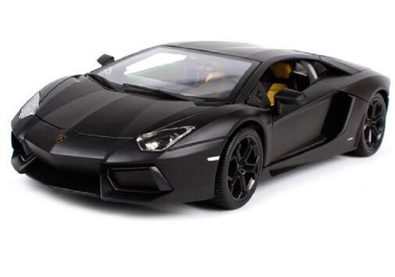 ランボルギーニ　Aventador LP700-4 1/18サイズ　レプリカ Bburago 1:18 Lamborghini Aventador LP700-4 Diecast MODEL