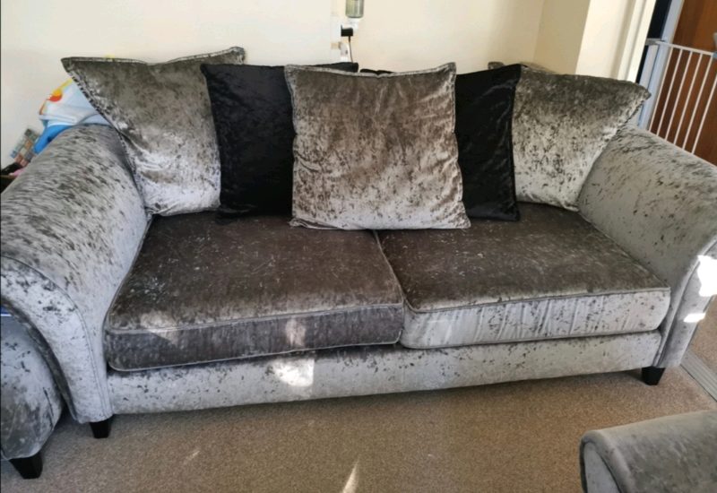 Crushed velvet sofa suite 4, 2, 1 seater sofa bed | in Wareham, Dorset