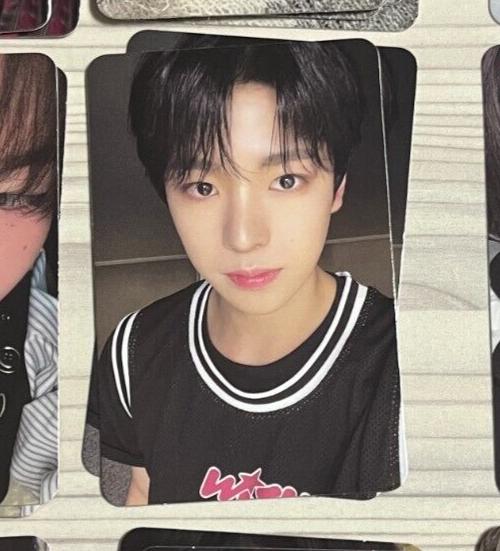 ウジ トレカ BEATROAD YIZHIYU withfans weverse ウジ トレカ BEATROAD YIZHIYU withfans weverse - メルカリ