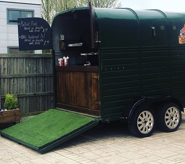 Converted Vintage Horse Box Trailer Bar Catering Weddings Street