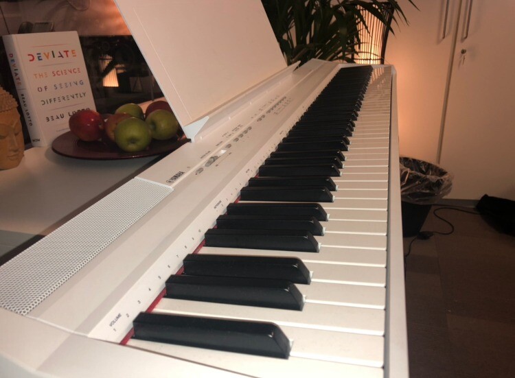 Yamaha P105 Portable Digital Piano Weighted Keys White Used & in