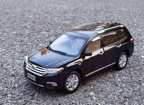 ミニカー 1/18 トヨタ ハイランダー 2012 ブラック 1/18 Dealer Edition 2012 Toyota Highlander (Black) Diecast