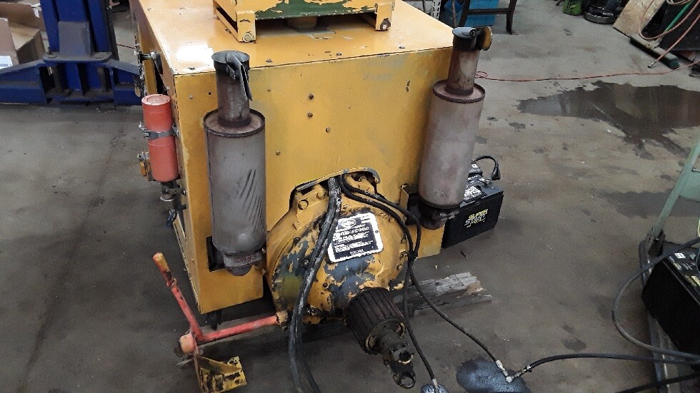 Caterpillar Cat 3208 Power Unit 210hp 347 Hrs COmplete With PTO & Hydraulic Pump