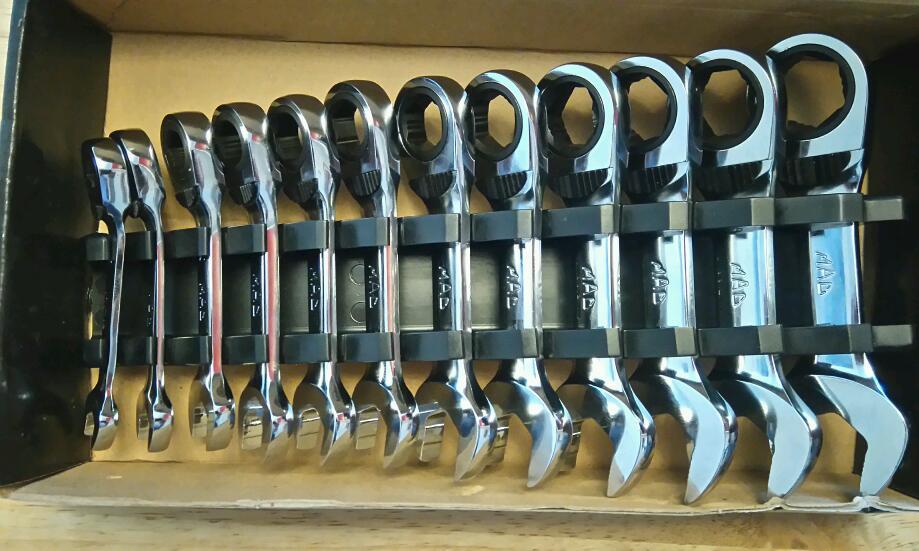 MAC TOOLS STUBBY RATCHET SPANNER SET in Perth, Perth and Kinross