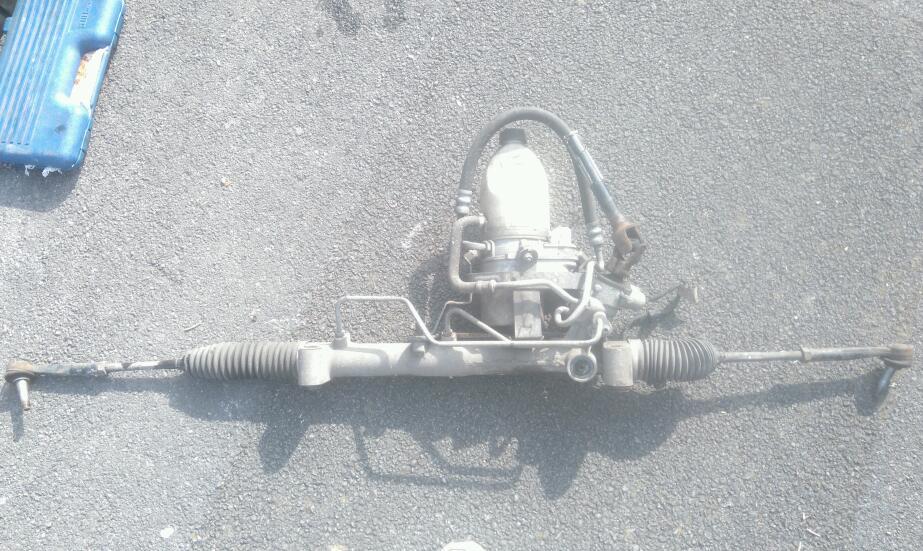 Vectra c power steering pump and rack complete in Llanelli