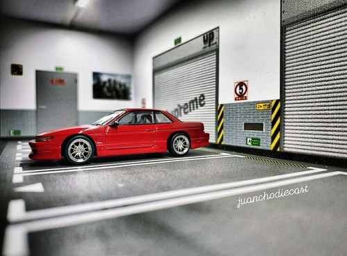 TARMAC WORKS VERTEX NISSAN SILVIA S13 1/64 DIECAST CAR RED