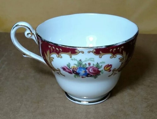 VINTAGE ROYAL STANDARD LADY FAYRE TEACUP Fine Bone China England