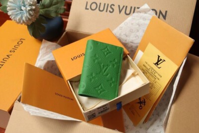 Louis Vuitton unisex wallet new latest release