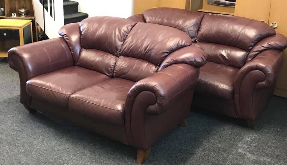 2 x leather sofas can deliver in Sunderland, Tyne and Wear Gumtree