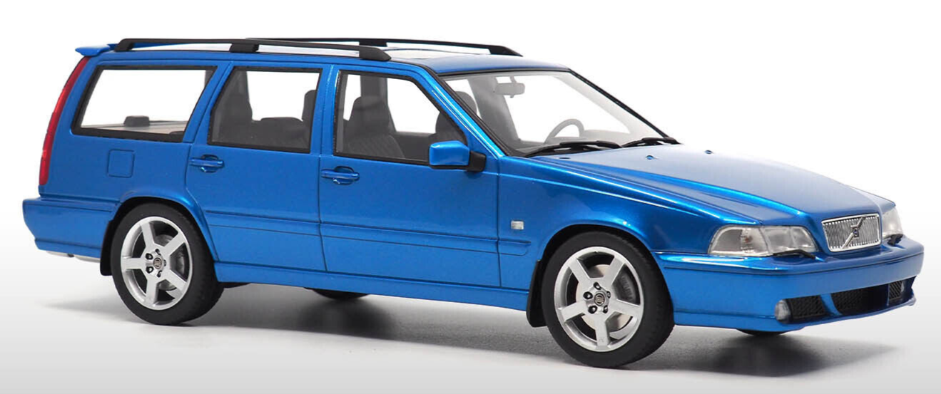 wonderful resin-modelcar 1:18 VOLVO V70R 1999 - light blue