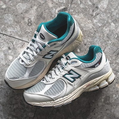 New Balance M2002RVD Sea Salt Vintage Teal Mens Shoes Size 8-12