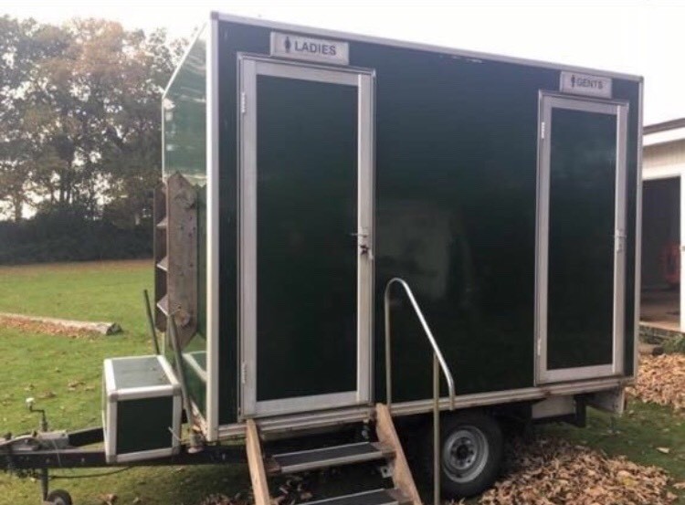 Luxury Portable Toilet Block Loos Towable Ladies & Gents in