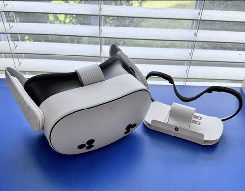 NEW Oculus Meta Quest 3S HEADSET ONLY - 128GB - No