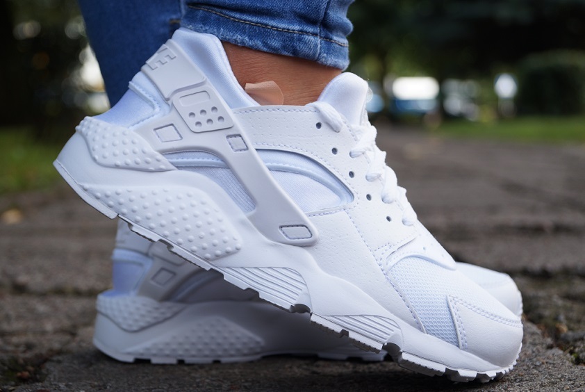 NEU SCHUHE WMNS Nike Huarache Run Gs Damen Turnschuhe Sneaker Running 654275110 NEU SCHUHE WMNS Nike Huarache Run Gs Damen Turnschuhe Sneaker Running 654275110