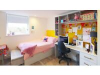 STUDENT ROOMS TO RENT IN WINCHESTER. BRONZE ENSUITE WITH 3/4 DOUBLE BED, PRIVATE ROOM AND BATHROOM