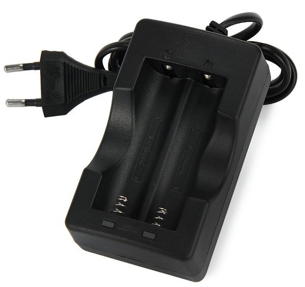 CaricaBatteria 2 Pile 18650 3.7V Litio Ricaricabile Doppio Linq Sdnmy S-616