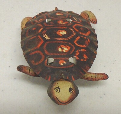 VINTAGE BROWN ''SWIMMING'' SEA TURTLE WIND UP TIN TOY 