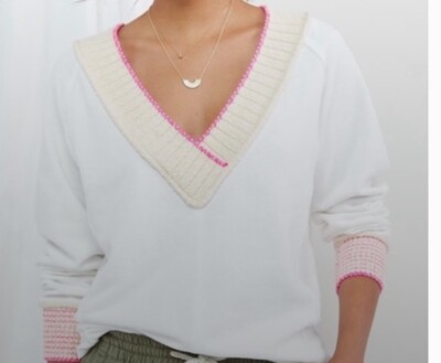 ANTHROPOLOGIE Daily Practice Women s V-Neck Sweater White W/Pink/Cream Trim Sz S