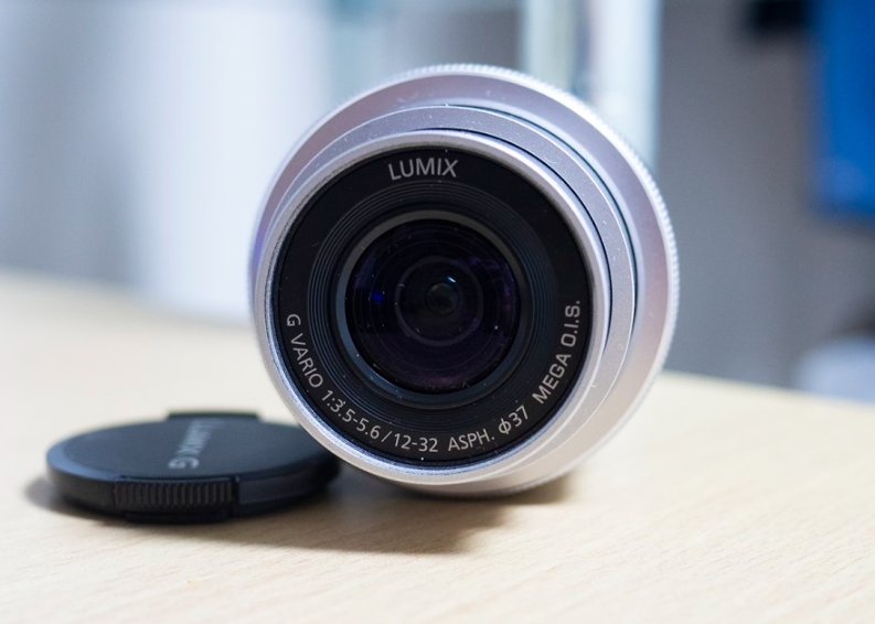 Panasonic LUMIX G VARIO 12-32mm f/3.5-5.6 Lens OIS Bulk Package