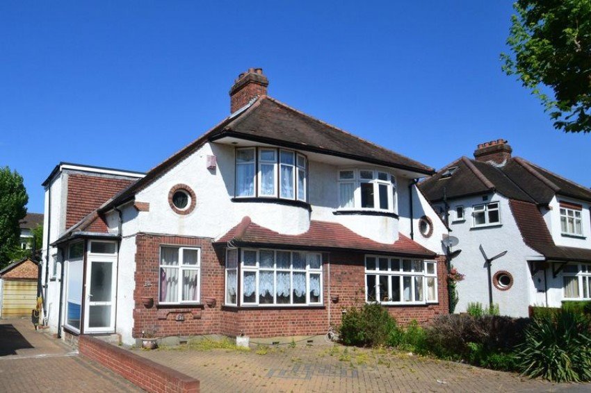 Beautiful 4Bedroom House to let in Bromley south in Bromley, London