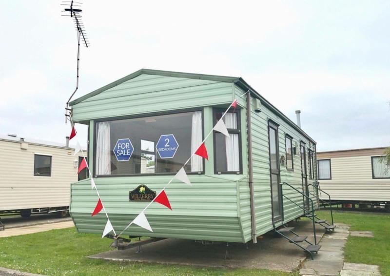 Cheap static caravan for sale Essex Clacton beach front park **Finance