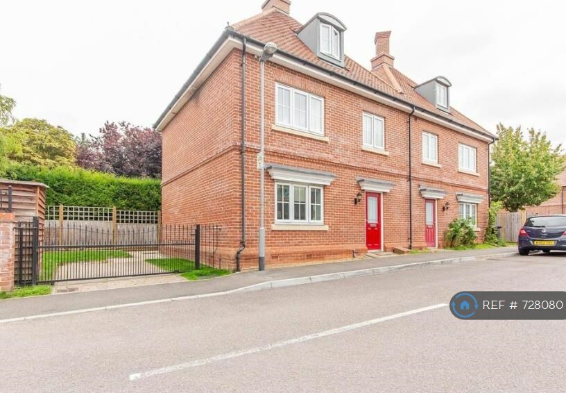 4 bedroom house in Ancient Meadows, Bottisham, Cambridge, CB25 (4 bed