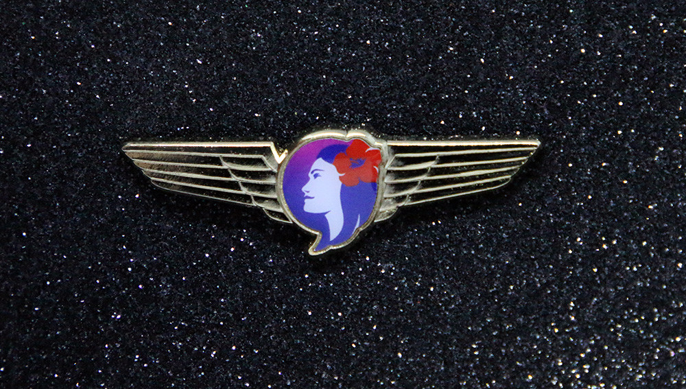 WING Pin HAWAIIAN AIRLINES WINGS gold metal for Pilot Crew 2 inch Replica-1 