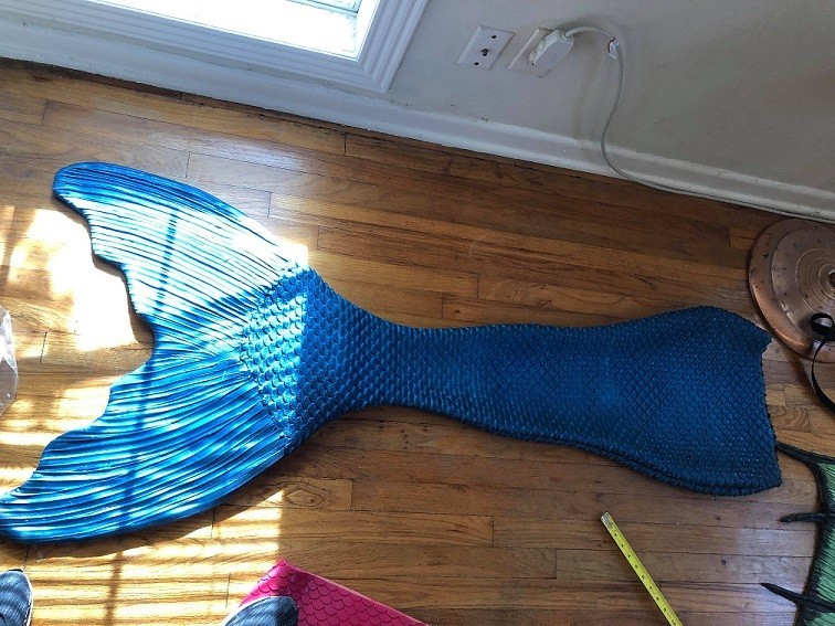 Adult Royal Blue Mertailor Basic Silicone Mermaid Tail in GREAT condition